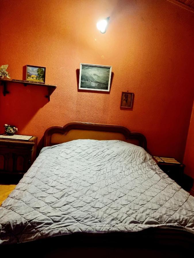 Polonia Tbilisi House Hotel Bagian luar foto