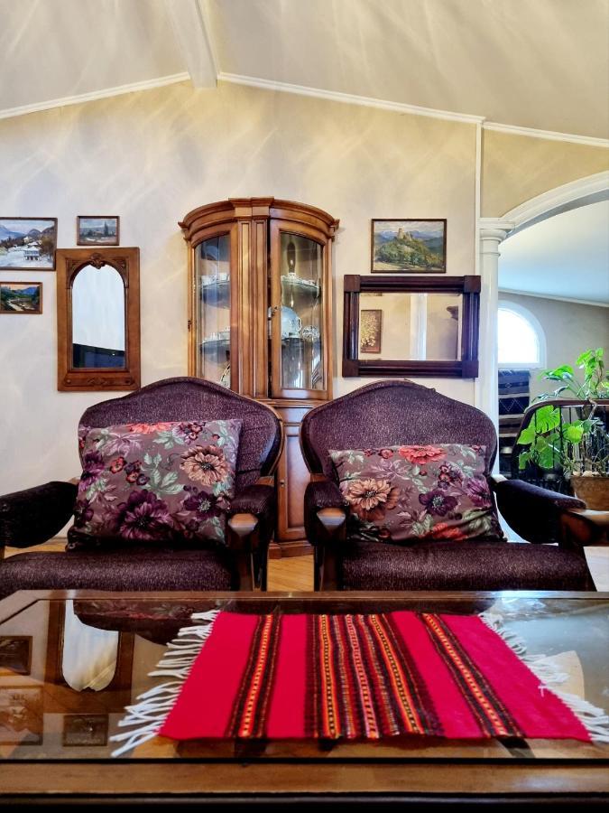 Polonia Tbilisi House Hotel Bagian luar foto