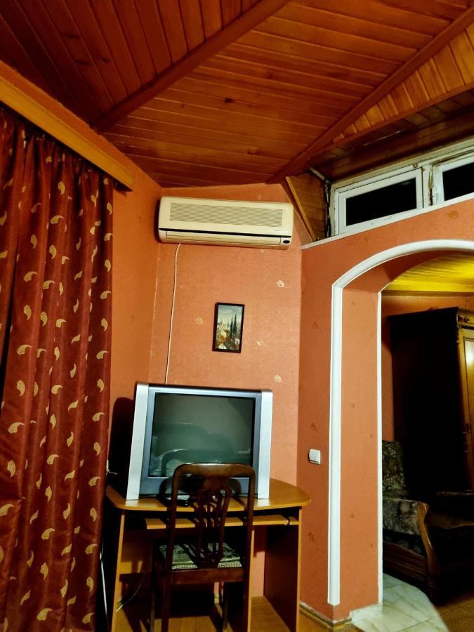 Polonia Tbilisi House Hotel Bagian luar foto