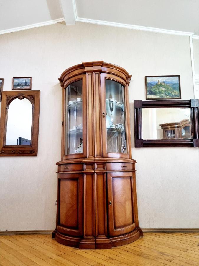 Polonia Tbilisi House Hotel Bagian luar foto