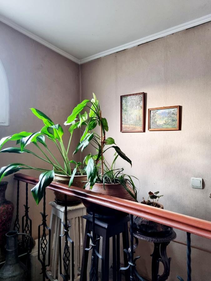 Polonia Tbilisi House Hotel Bagian luar foto