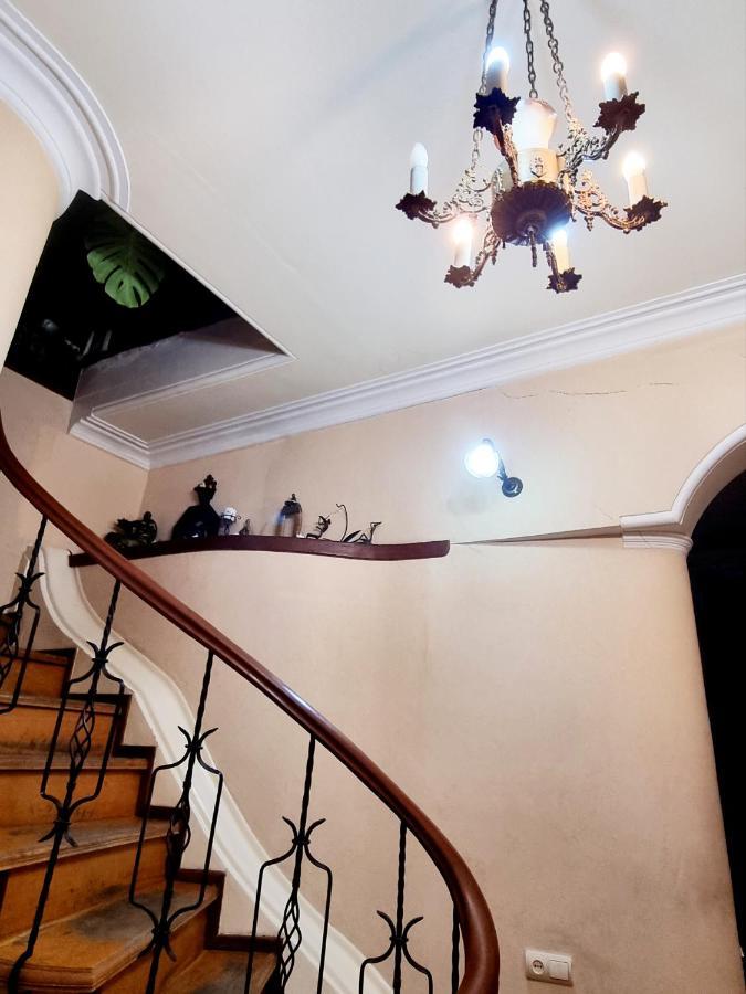 Polonia Tbilisi House Hotel Bagian luar foto
