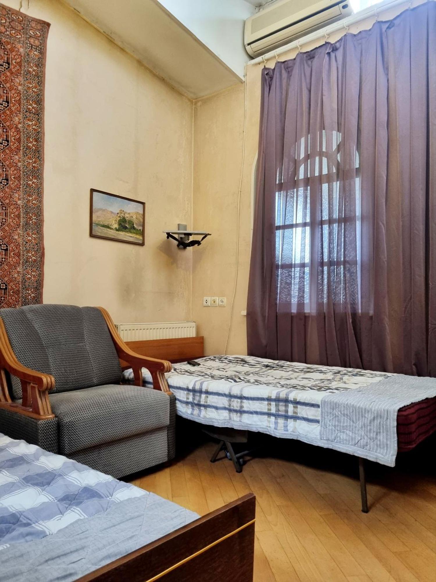 Polonia Tbilisi House Hotel Bagian luar foto